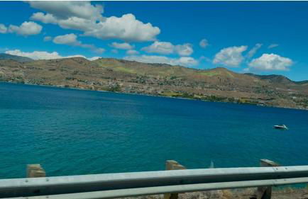 Lakeside luxury with hot tub and pool - Foto 76