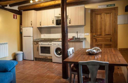 El Mijolar Apartamentos - Photo 10