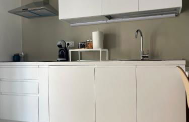 Cozy home close to the city center - Photo 4