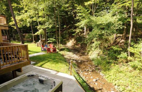 SKI Bike, Hike & Golf Townhouse w/ Hot tub - Foto 6