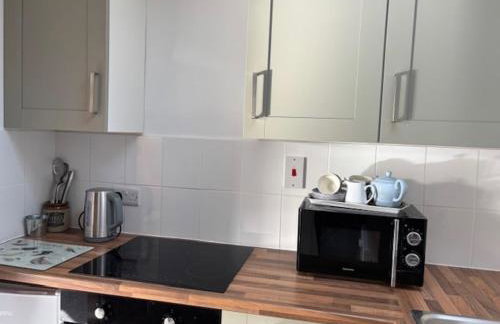 Cottage 1, a Cosy Retreat with Secure Parking - Foto 8