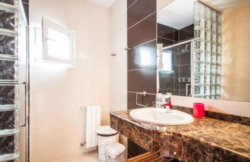 Beach Villa Costanera in Marbella - Photo 28