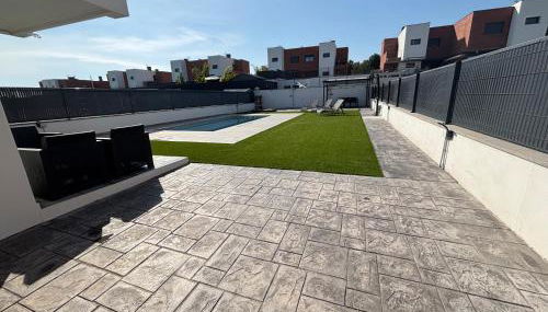 Casa con piscina y parking en Roda de Berà - Foto 4