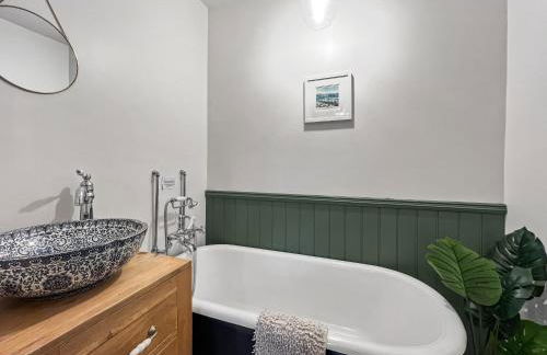 Bossington Green Cottage - Photo 20