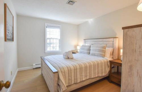 Sunroom Spacious Deck 8 Mins to Mayflower Beach - Foto 13