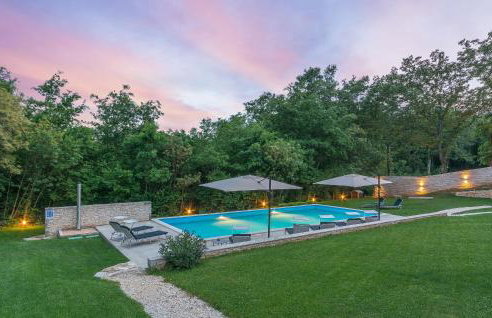 Villa Tre Colonne for 10 persons in Central Istria with 60 m2 private pool, mini golf & sauna - Foto 2