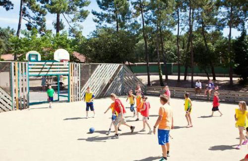 Bungalow accueillant à Saint-Jean-de-Monts avec piscine - Foto 15
