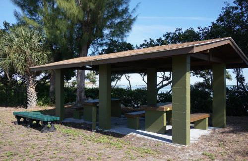 Anna Maria Island Tree House - Photo 27