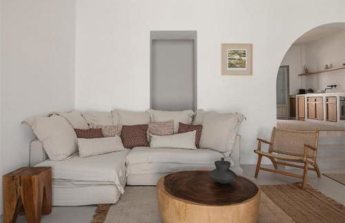 Siora of Paros - Ammiralis & Castelis - Photo 12