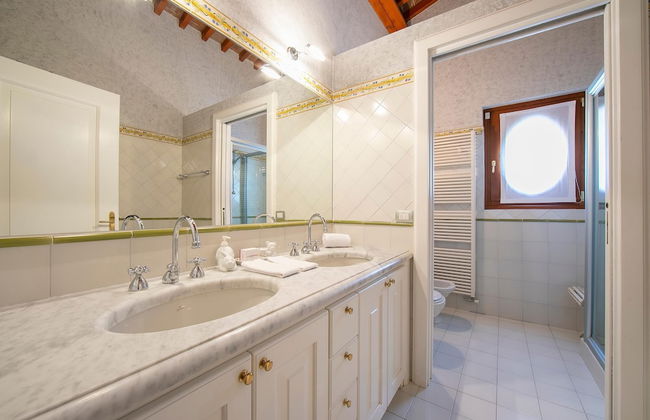 Villa Faccioli Magnolia With Shared Pool - Foto 31