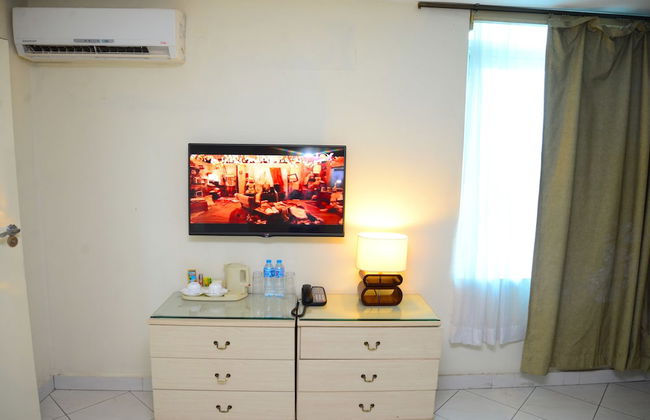 Golden Royale Hotel - Foto 4