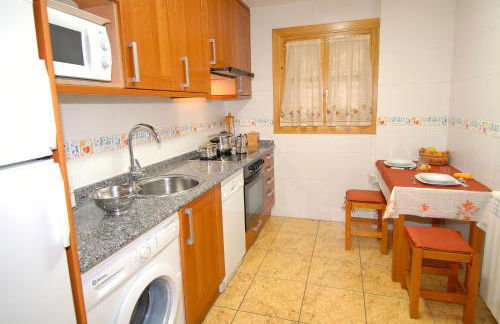 Apartamentos El Rincón de Benás - Photo 29