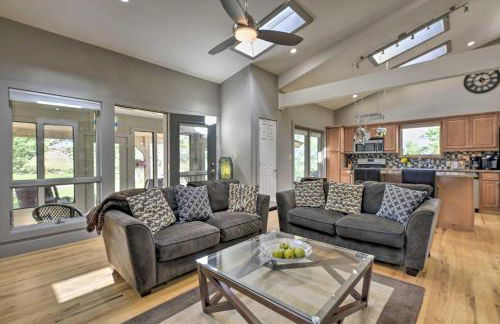 Serene Mountain Retreat with Patio and Mtn Views! - Foto 7