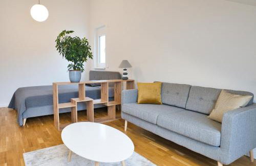 Modernes Apartment nähe BER, Tesla und Seen - Foto 4