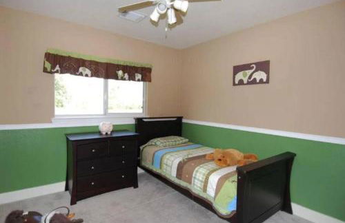 Enjoy Vacation in a Quiet Area with Huge Backyard - Foto 7