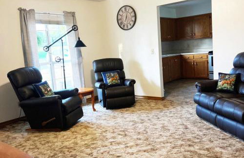 Horse Hideaway Fenced in back yard Dogs Welcome - Foto 6