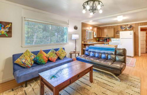 Rustic Cabin with Patio 8 Mi to Kings Canyon Park - Foto 1