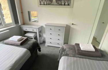 Beautiful renovated former coach house - Photo 24