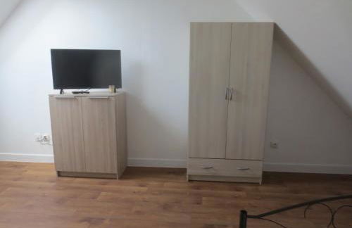 Appartements et studios meublés au centre ville d'Ouzouer Sur Loire - Photo 15