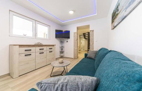 Awesome Home In Lecevica - Foto 24