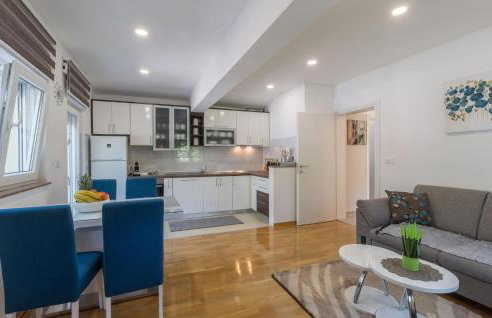 2 Bedroom Beautiful Home In Pula - Foto 4