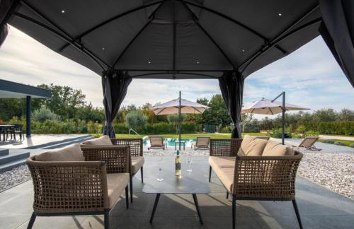 Villa Nura for 8 persons near Poreč with 36 m2 heated pool, with sauna & sea view - Foto 25