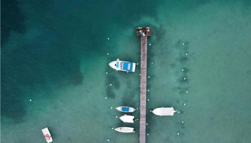 Rare 2 bedroom with private beach on Lake Annecy - Foto 4