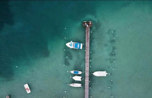 Rare 2 bedroom with private beach on Lake Annecy - Foto 4