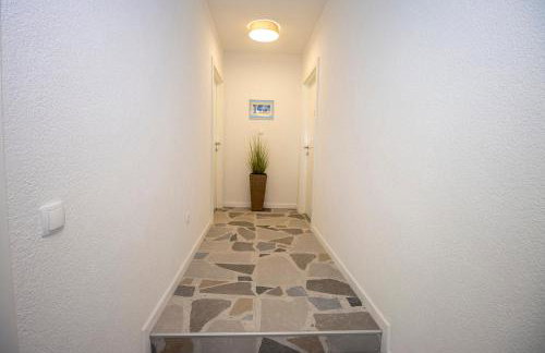 Emmi Apartments - Photo 30