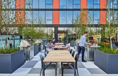 Freshly Minted 2BR - Elegance & Comfort in Central Chicago - Photo 43