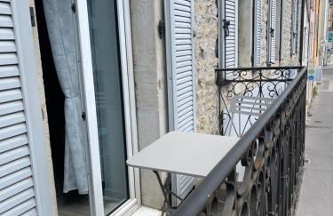 Appartement T4 70m2 - meublé - centre ville - proche Thermes - Foto 14