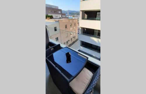 MARIA, Modern studio apartment with private parking - Photo 3