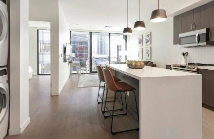 Landing Beautiful 2BD Gym Courtyard - Foto 32