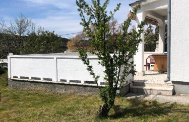 Apartment Tea - Photo 13