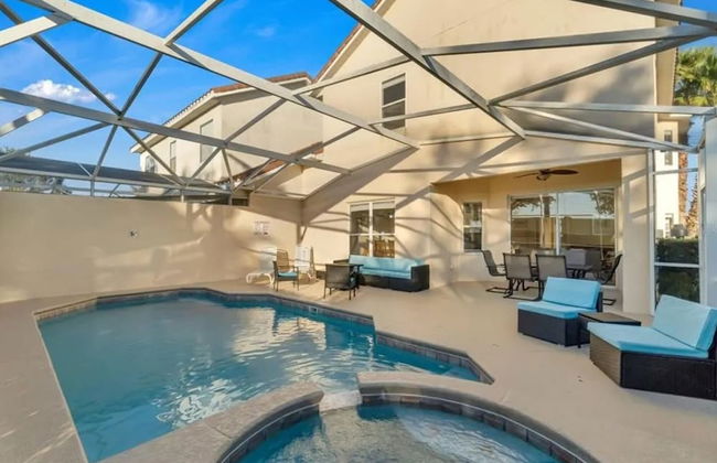 Paradise Found - Photo 1