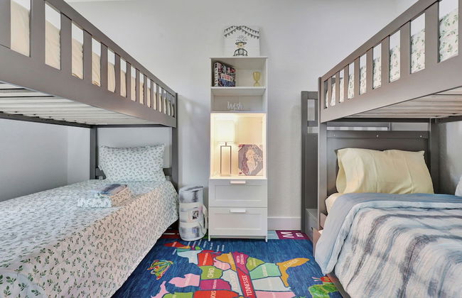 6BR Sleeps 15 Pool BBQ Firepit Games Stables More! - Foto 16