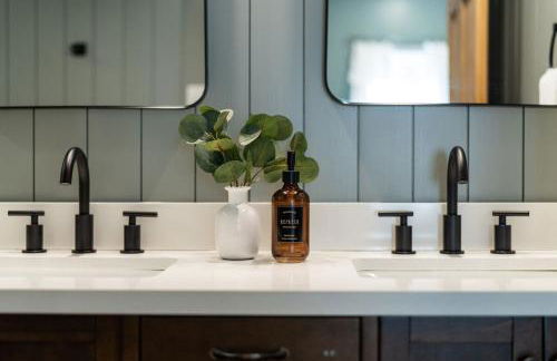 5 King Beds - Sleeps 18 - Game Room - Brew Trail - Foto 46