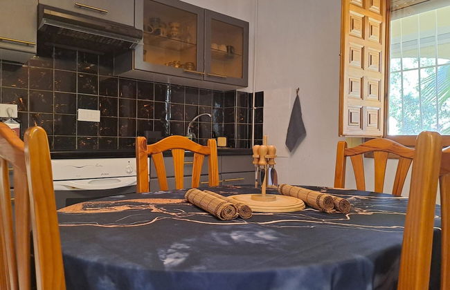 La Marina Oasis, 2-beds, Sleeps 4, 10 min to Beach - Foto 17