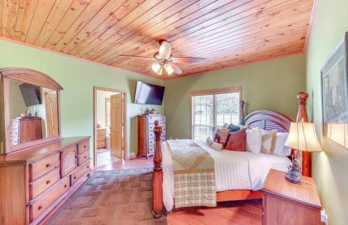 Riverfront Cabin on 2 Acres in Glenwood! - Foto 12