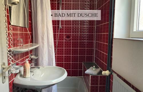 Haus Krabbe Apartments, zentral gelegen zwischen Bremerhaven und Cuxhaven, Hunde kostenfrei willkommen, hauseigene kostenfreie Parkplätze, Unterstellmöglichkeit für Fahrräder und E-Bikes - Foto 38