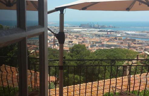 Apartment with sea/city views, near downtown Sète - Foto 1