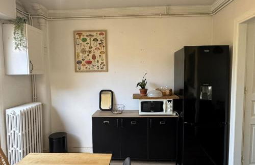 Charmante petite maison en plein centre-ville - Photo 23