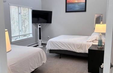 Riverfront Home with a View! - Foto 21