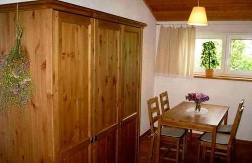 Ferienwohnung im DG, Parkplatz vorm Haus, WLAN - Photo 10