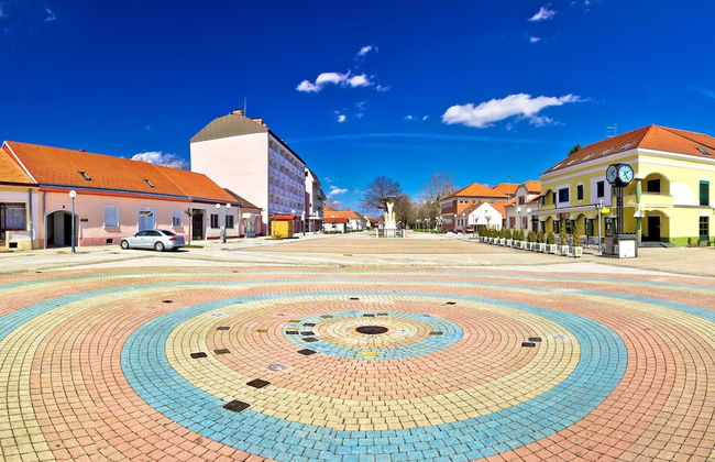 Hazelnut Pool House - Foto 24