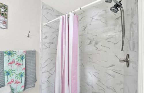 The Splash Pad Sleeps 13 w Pool Patio and Garage - Foto 56