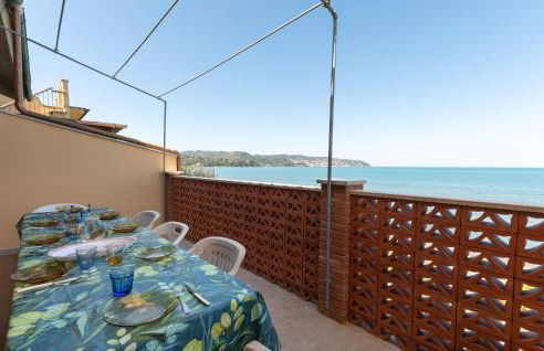 Stunning Apartment In Giannella - Foto 14