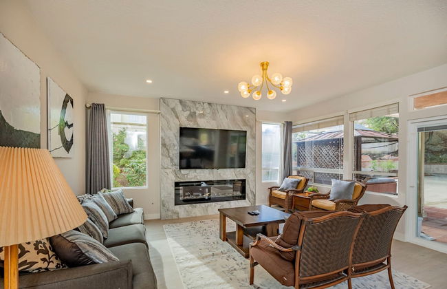 Newly Remodeled Suburban House - Foto 11