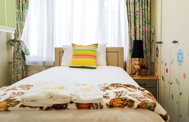 StayAU Spacious 6BR McKinnon Pool Home - Foto 12