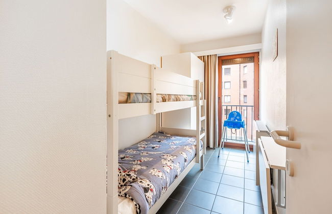 Apartment in St. Idesbald With Sea Views - Photo 2